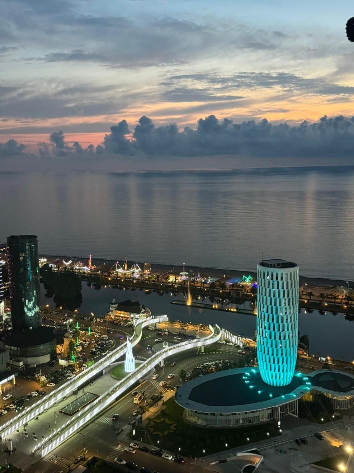 Moonlight Apart-Hotel Batumi Kültér fotó